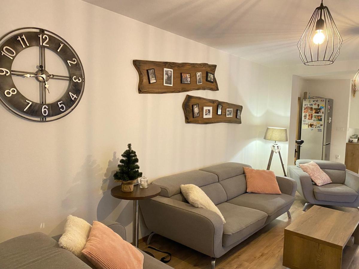 Appartamento Apartman Slnecna Terasa S Vlastnym Parkovanim Na 2 Auta Žilina Esterno foto