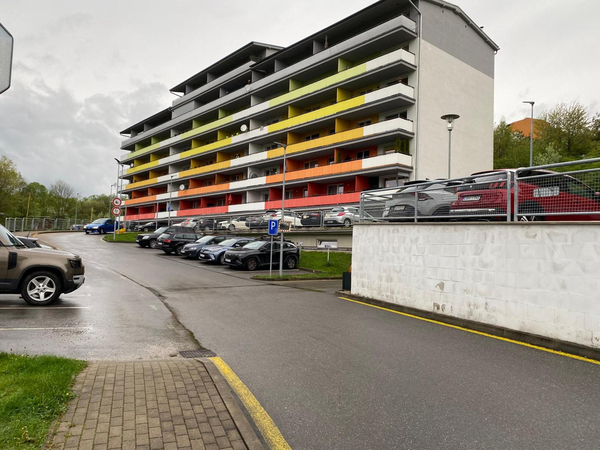 Appartamento Apartman Slnecna Terasa S Vlastnym Parkovanim Na 2 Auta Žilina Camera foto